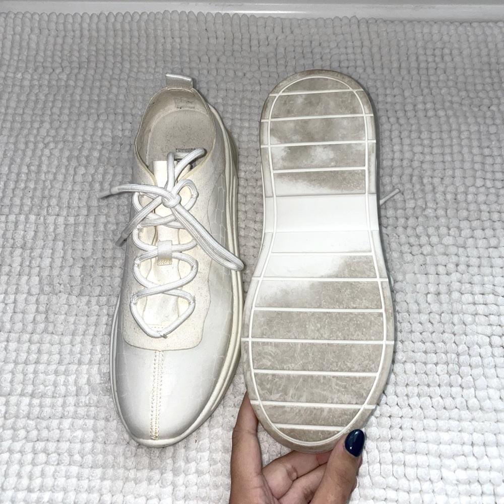 Steve Madden Emet Sneakers - Picture 4 of 7